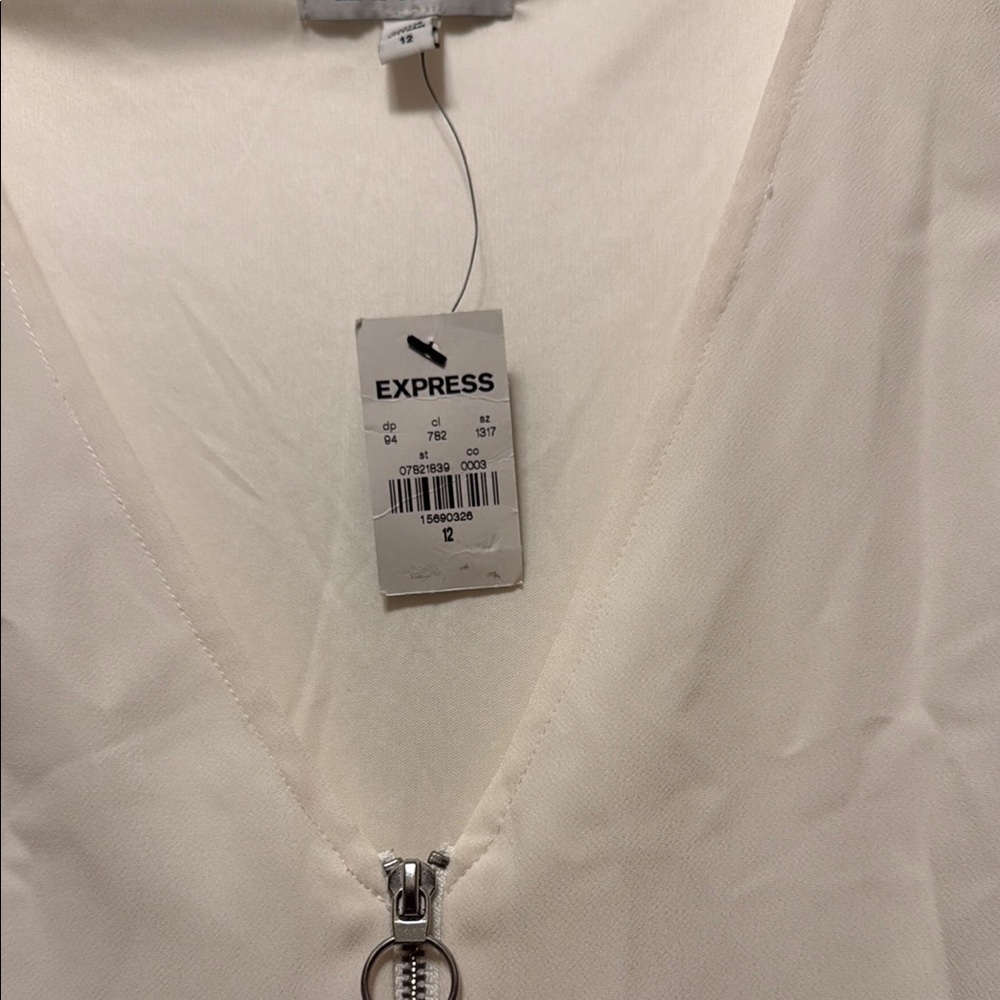 Express White Tailored Jumpsuit with V-Neck - Picture 5 of 6
